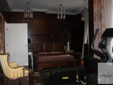 Prodaja, kuća, 1690m², Slavija, Vračar Sve Podlokacije - image 22