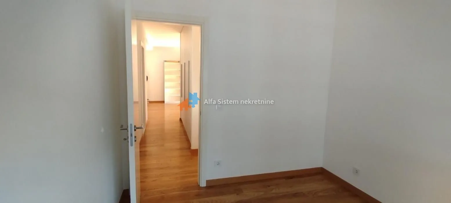 Izdavanje, stan, 96m², Voždovac Sve Podlokacije, Beograd