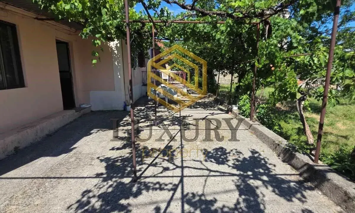 Rent, house, 70m², Momišići, Podgorica