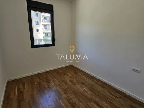 Izdavanje, dvosoban stan, 64m², Tološi, Podgorica - image 4