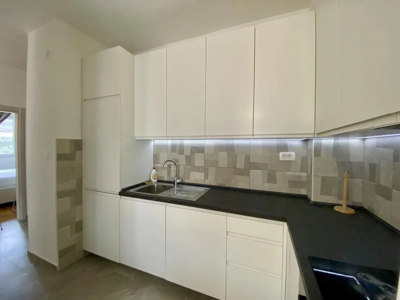 Prodaja, dvosoban stan, 58m², Bečići, Budva