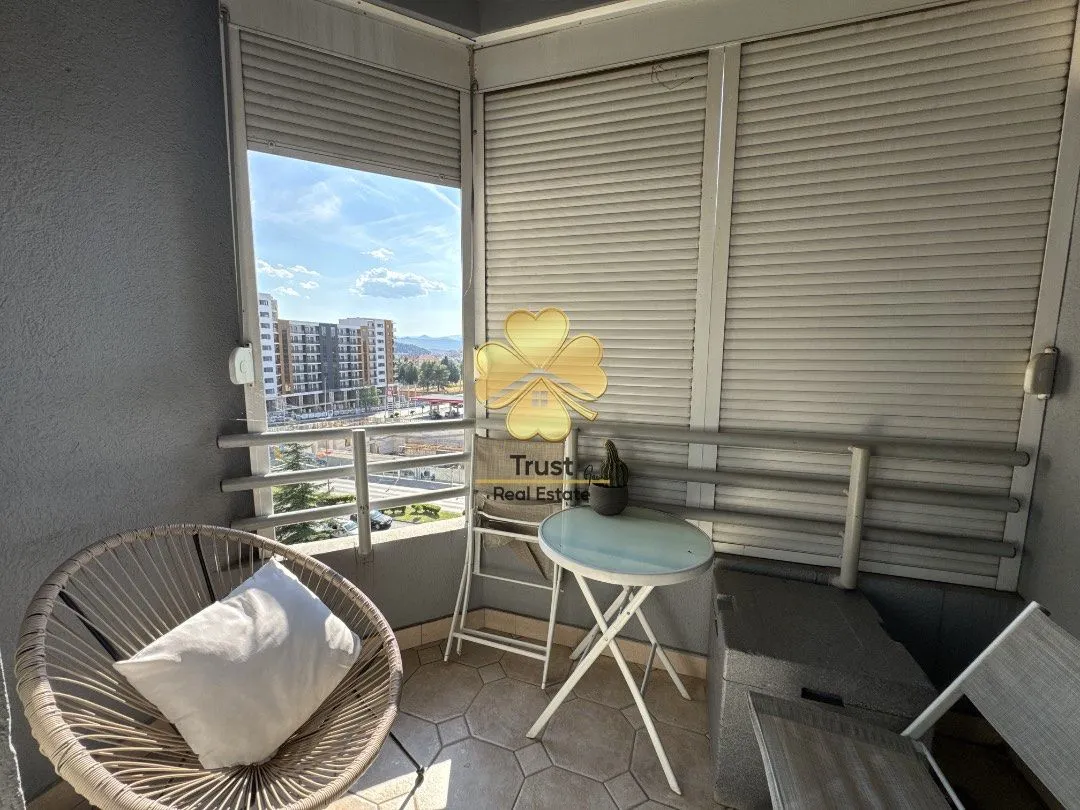 Prodaja, trosoban stan, 84m², Stari Aerodrom, Podgorica
