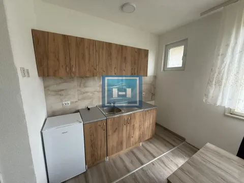 Izdavanje, garsonjera, 22m², Sarina Medja, Jagodina - image 3