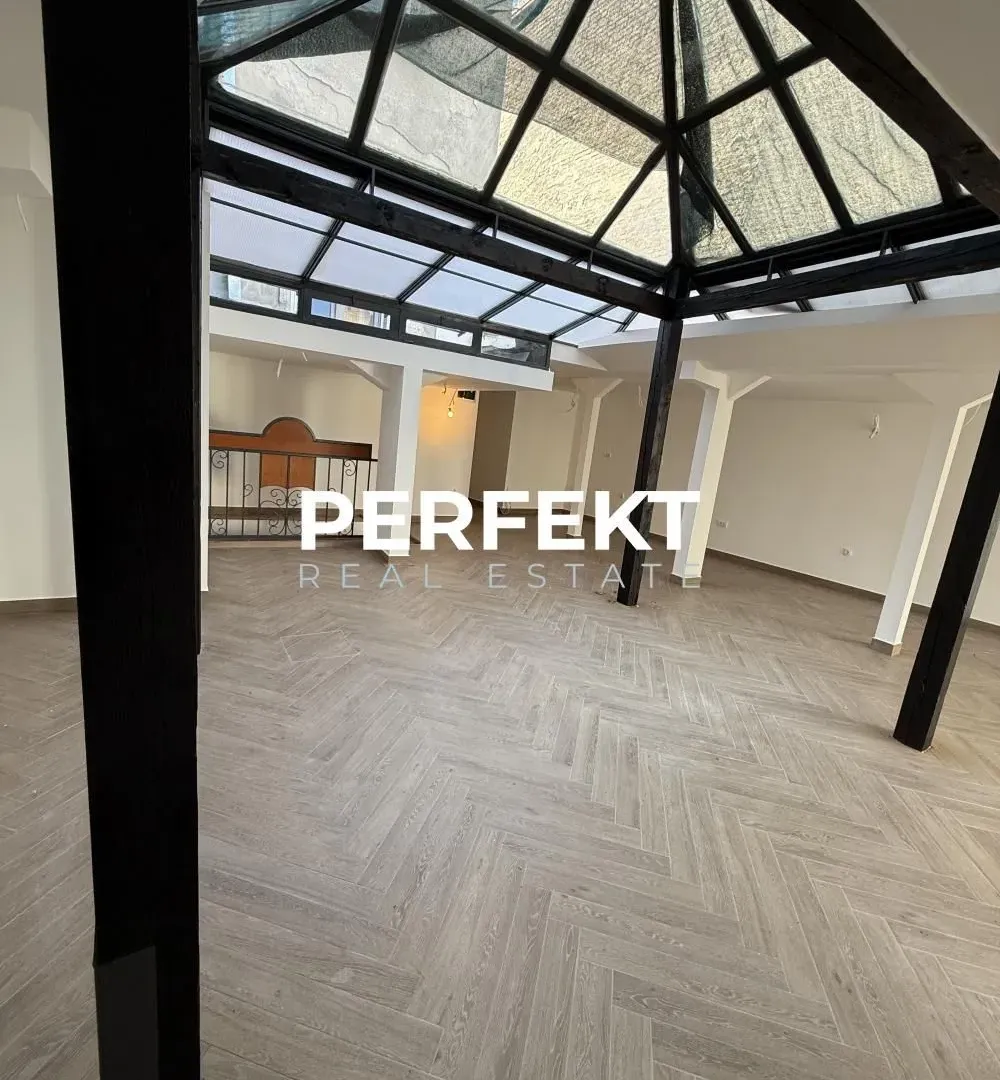 Izdavanje, ugostiteljski objekat, 220m², Stari Grad, Beograd