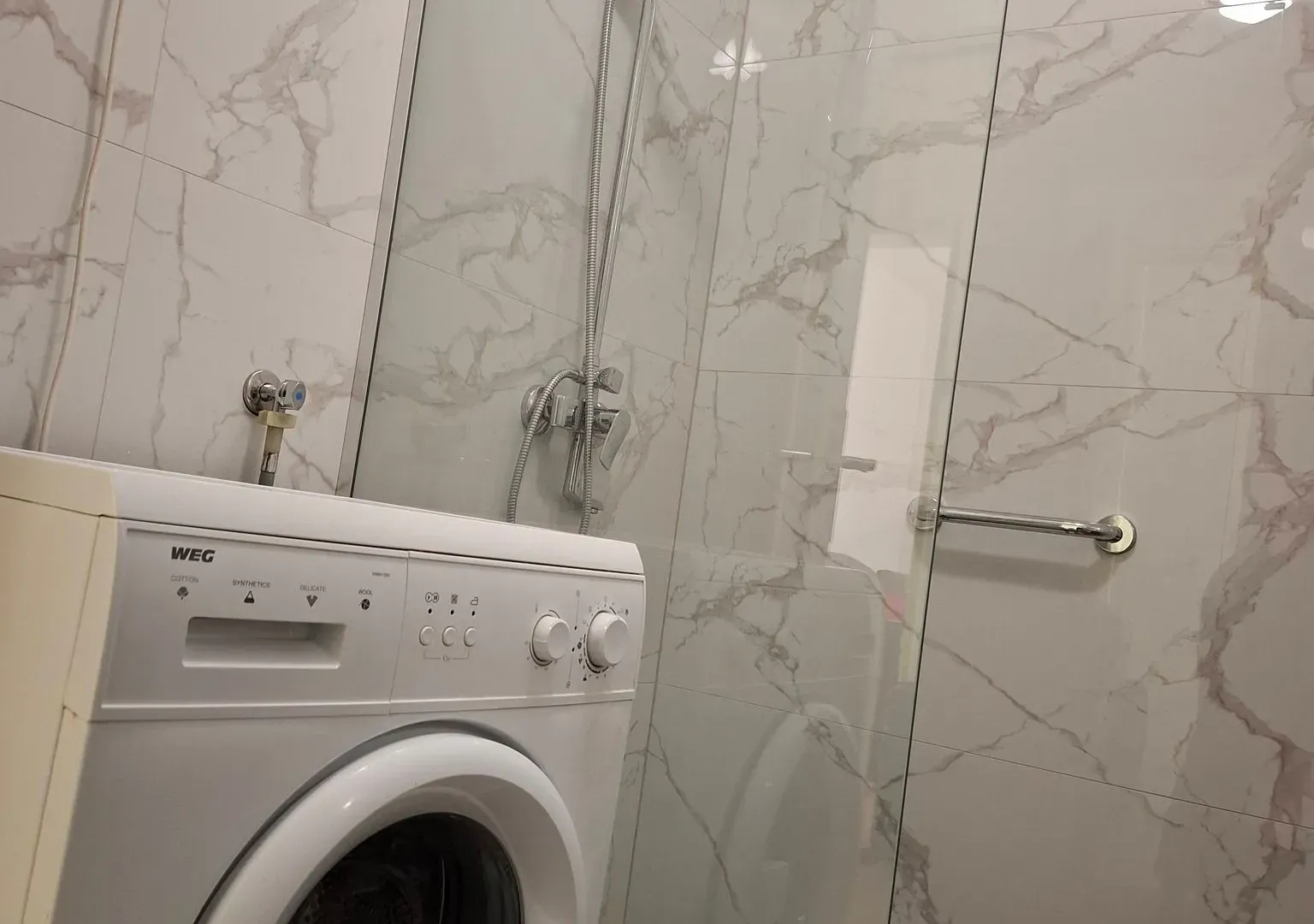 Izdavanje, jednosoban stan, 44m², Nova Detelinara, Novi Sad Sve Podlokacije