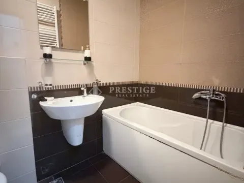 Izdavanje, jednosoban stan, 47m², Blok 6, Podgorica - image 10
