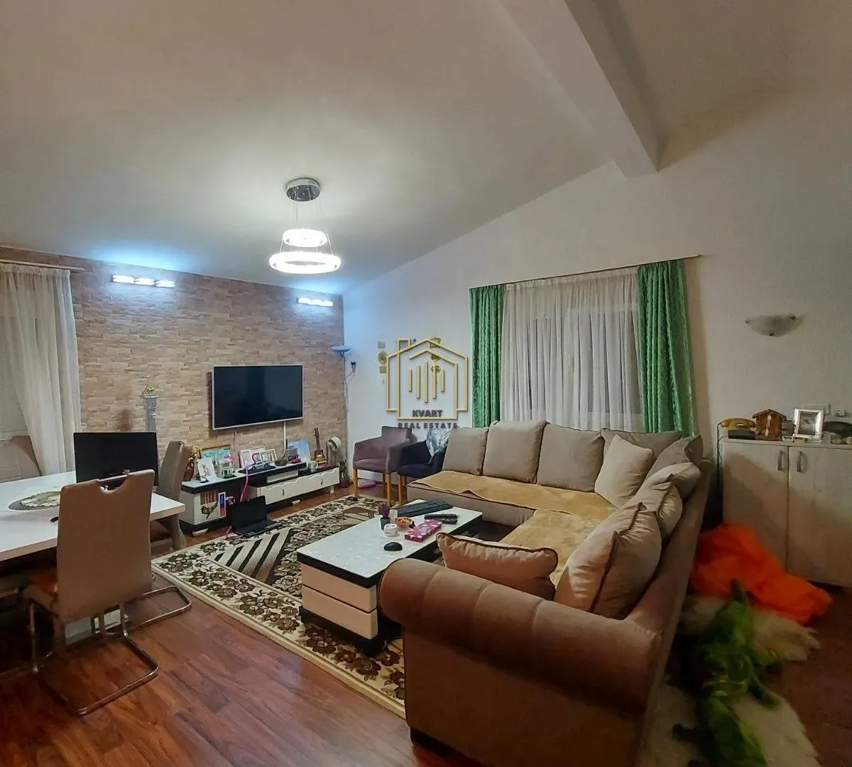 Izdavanje, dvosoban stan, 110m², Šušanj, Bar