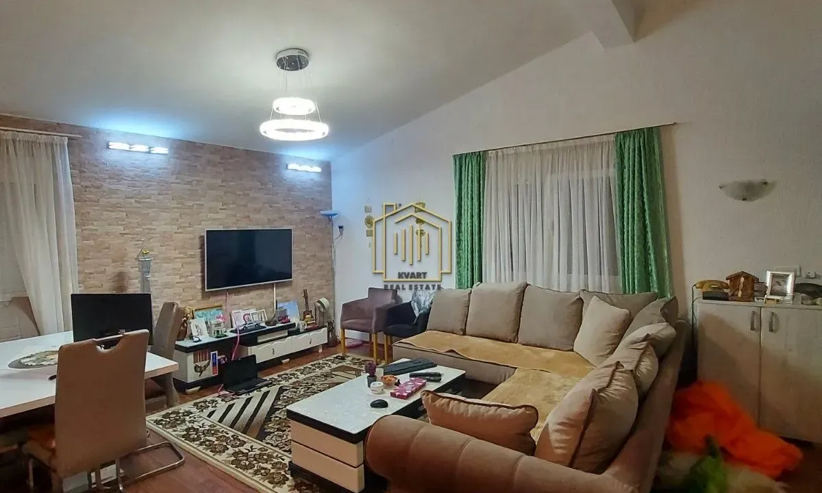 Izdavanje, dvosoban stan, 110m², Šušanj, Bar