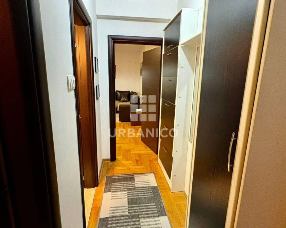 Prodaja, jednosoban stan, 41m², Centar, Podgorica
