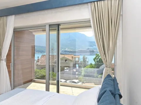Rent, three bedroom apartment, 130m², Dobrota, Kotor - image 18