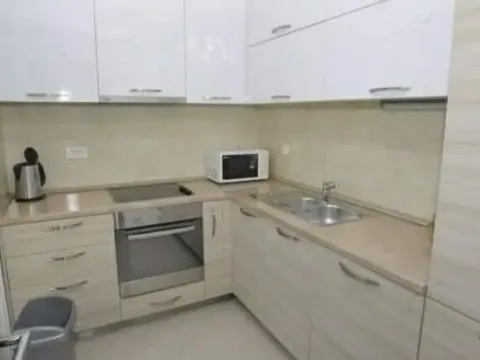 Rent, three bedroom apartment, 110m², Babin Do, Budva - image 2