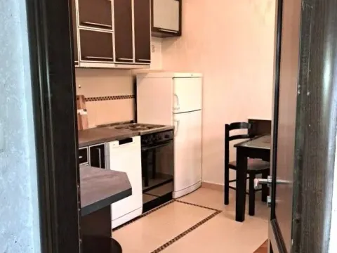 Rent, one bedroom apartment, 45m², Dalmatinska ulica, Podgorica - image 9