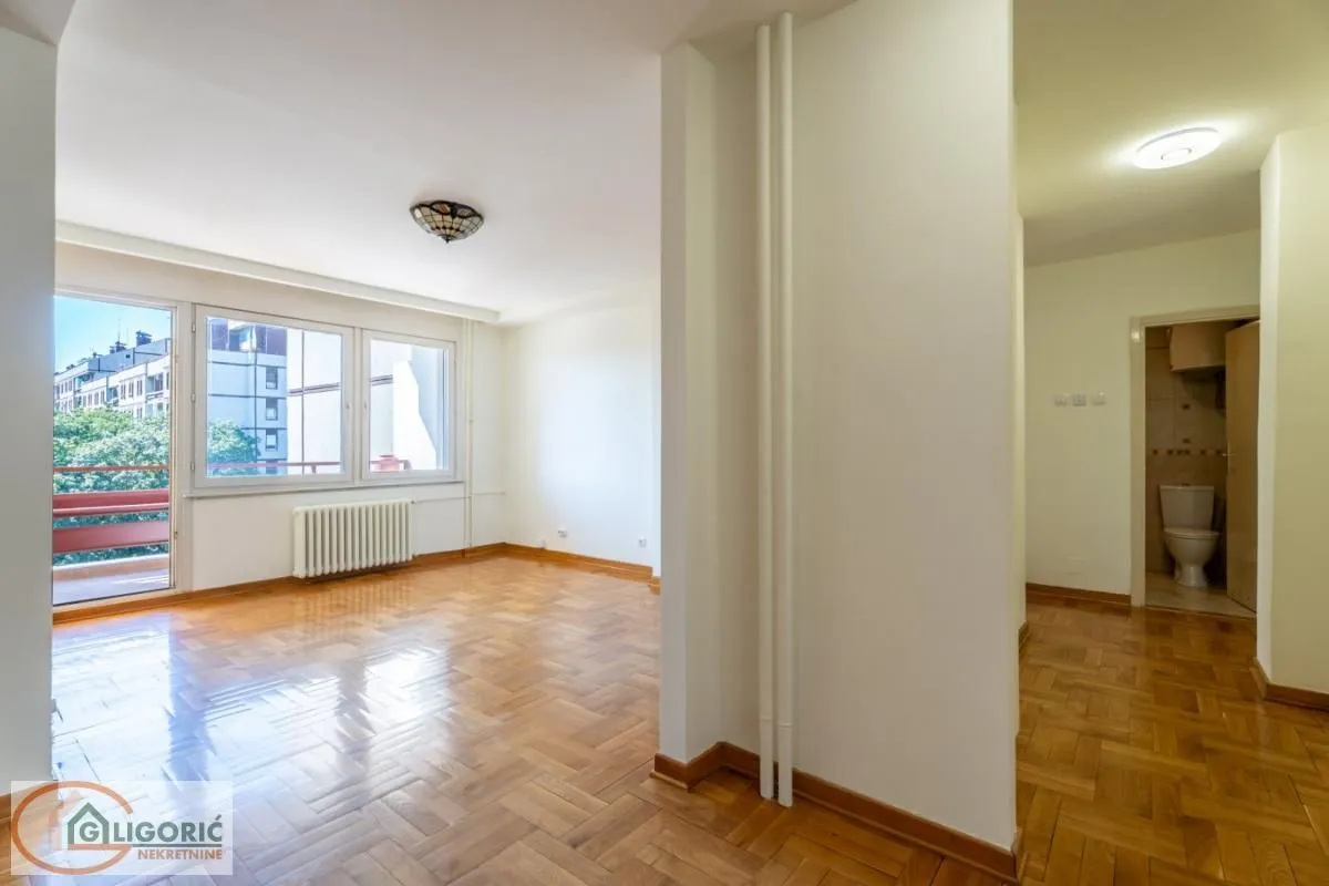 Prodaja, stan, 122m², Beograd, Srbija