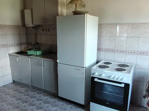 Rent, house, 45m², Malo Brdo, Podgorica - image 5