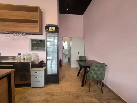 Rent, office space, 50m², Pobrežje, Podgorica - image 7