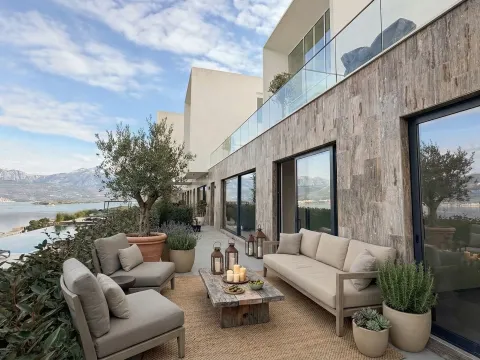 Prodaja, dvosoban stan, 183m², Krašići, Tivat - image 12