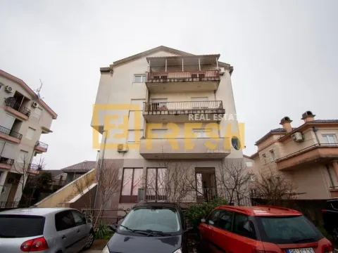 Sale, office space, 323m², Stari Aerodrom, Podgorica - image 1