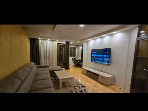 Izdavanje, trosoban stan, 115m², Zabjelo, Podgorica - image 13