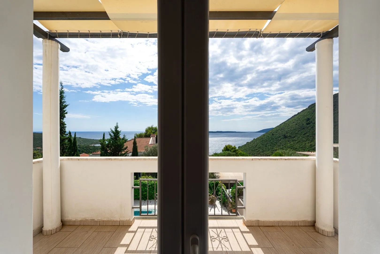 Prodaja, kuća, 357m², Žanjice, Herceg Novi