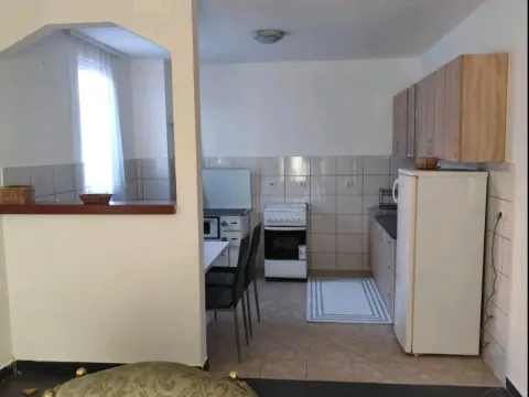 Rent, three bedroom apartment, 90m², Zagorič, Podgorica - image 2