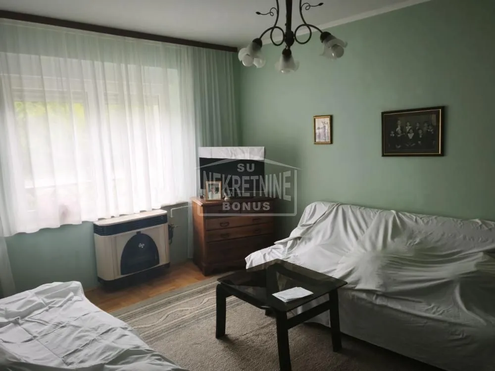 Prodaja, kuća, 81m², Mali Radanovac, Subotica