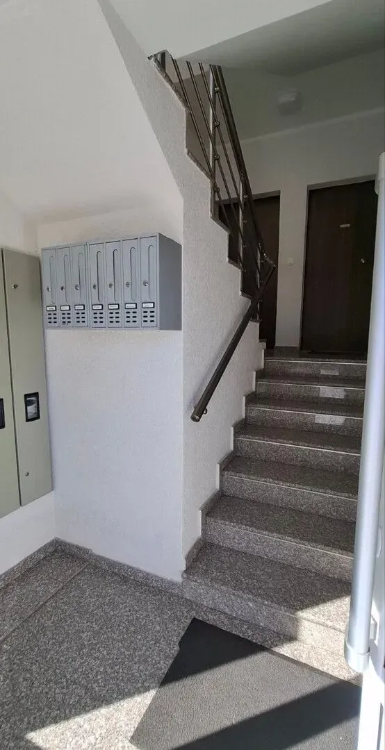 Rent, one bedroom apartment, 50m², Blok 9, Podgorica