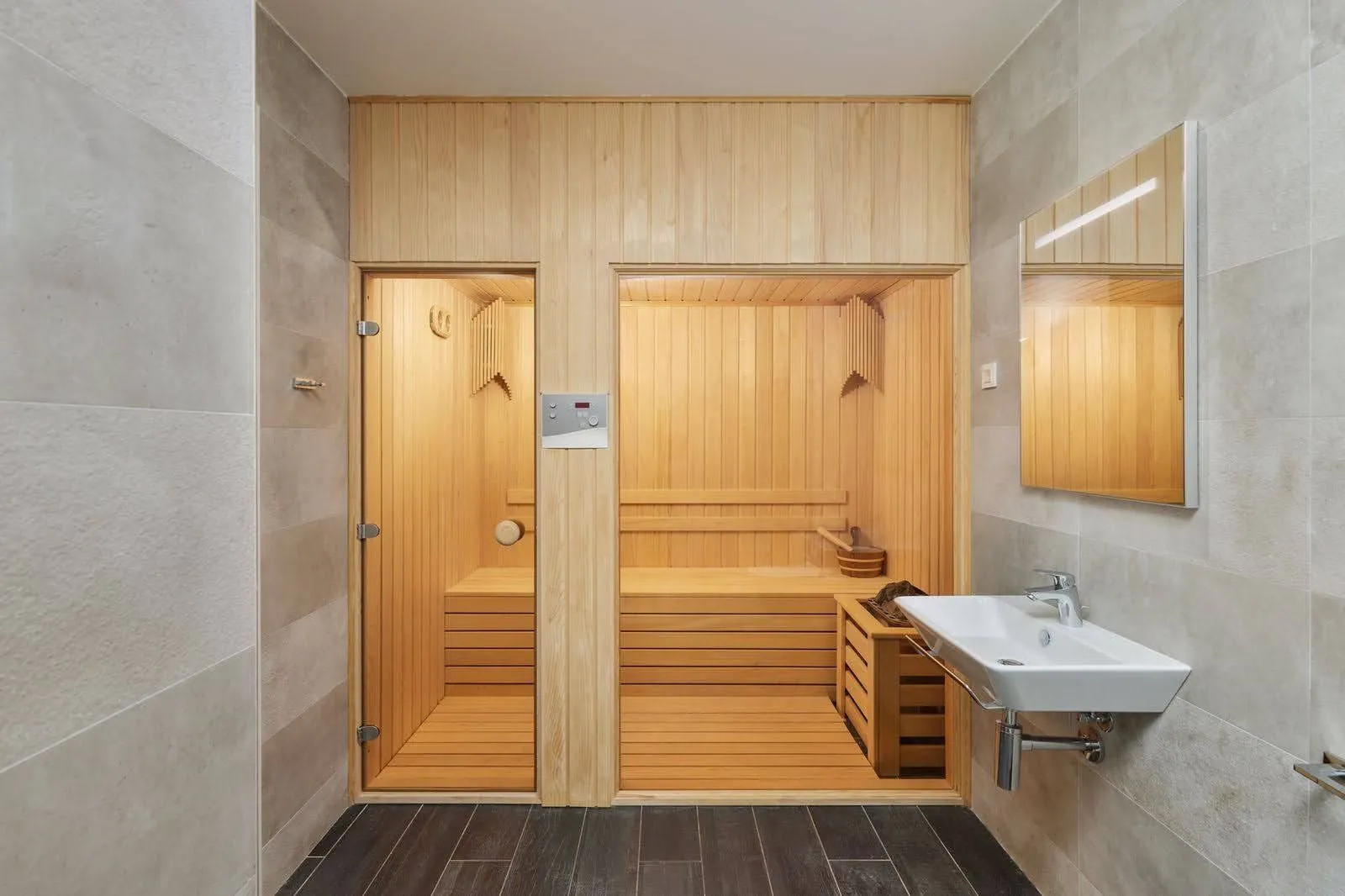 Sale, house, 479m², Prčanj, Kotor