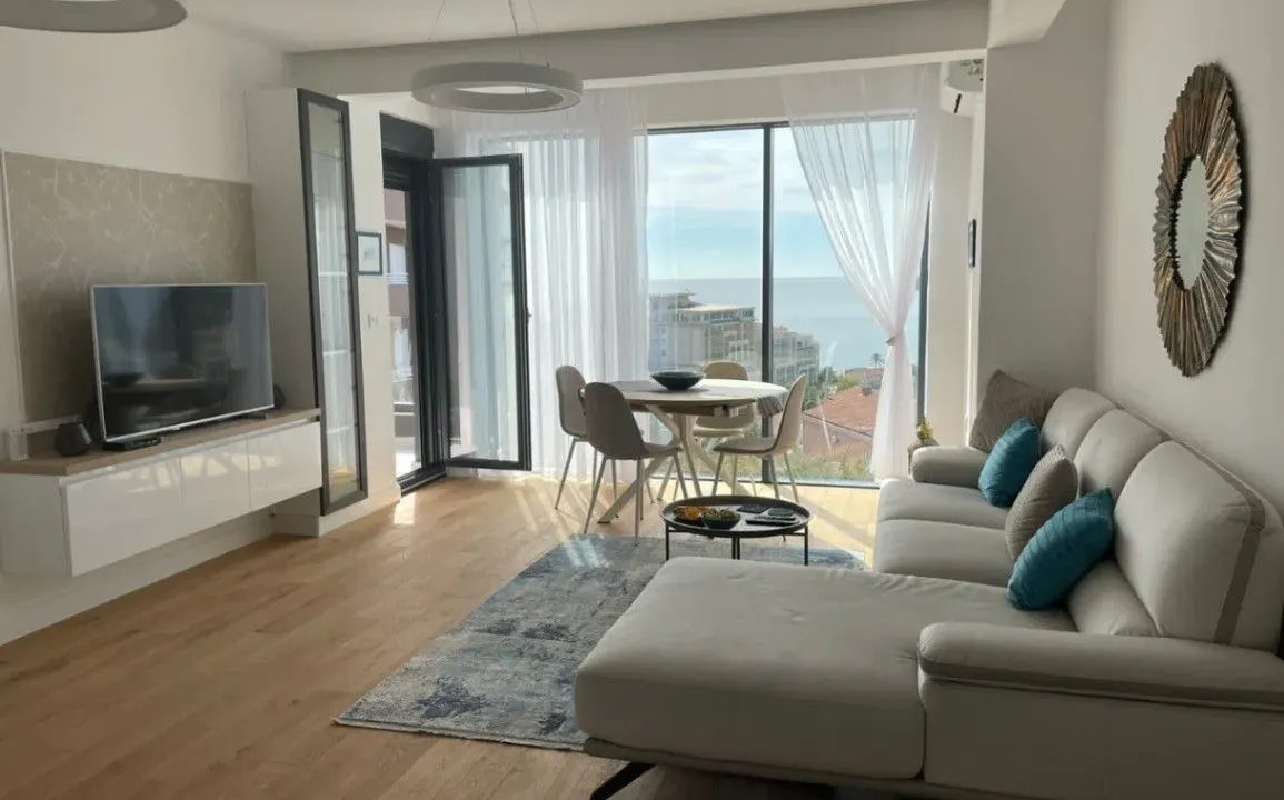 Prodaja, trosoban stan, 84m², Bečići, Budva