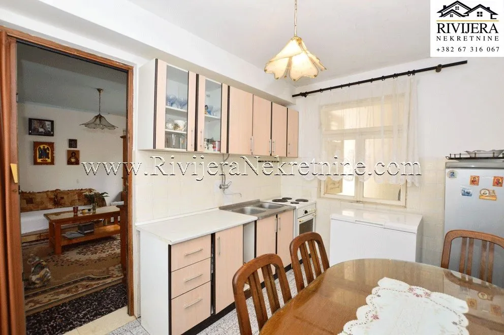 Prodaja, dvosoban stan, 60m², Herceg Novi, Crna Gora
