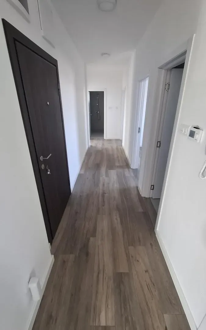 Prodaja, četvorosoban stan, 95m², Veternik, Novi Sad Sve Podlokacije