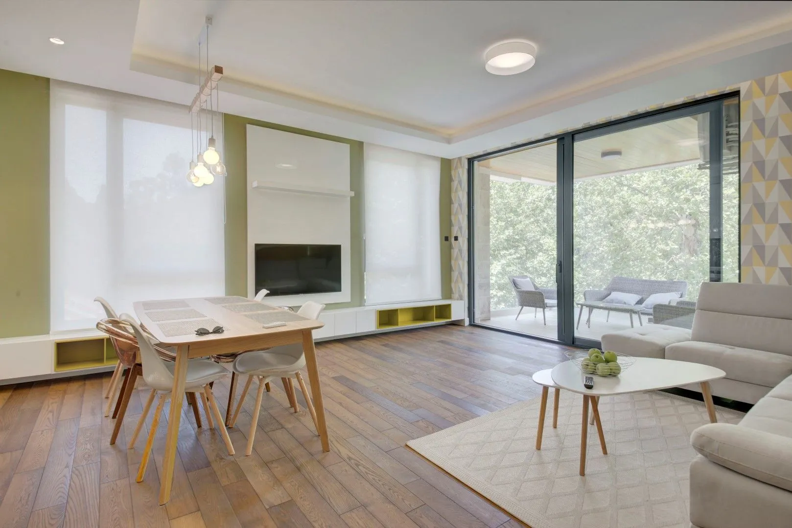 Prodaja, stan, 80m², Tivat, Crna Gora