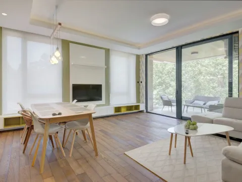Prodaja, stan, 80m², Tivat, Crna Gora - image 8