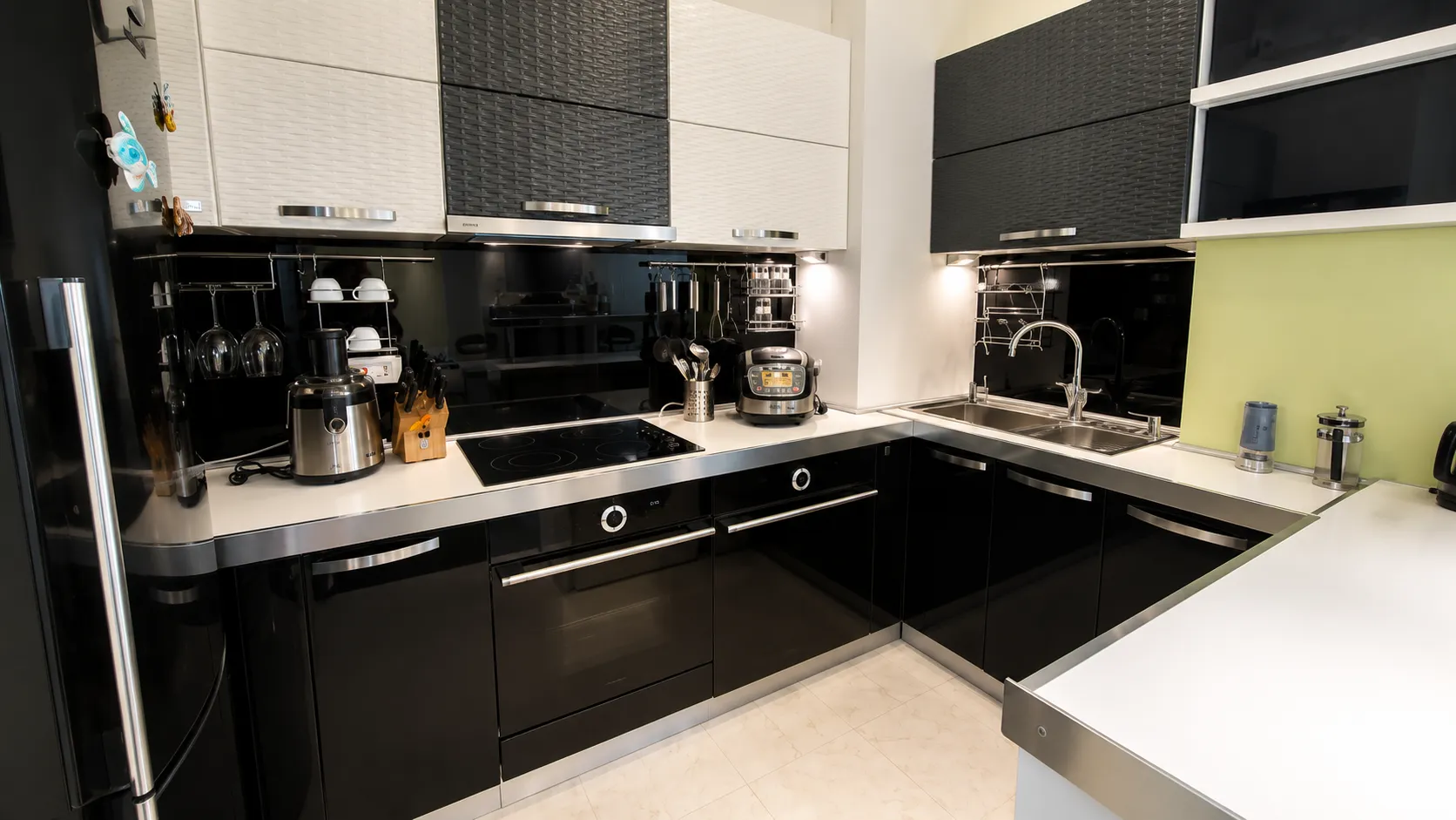 Prodaja, dvosoban stan, 85m², Tre Canne, Budva