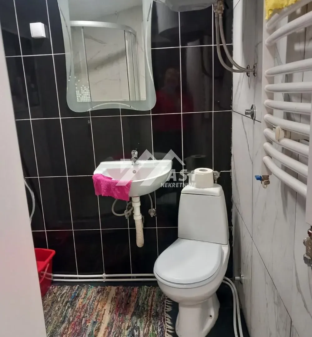 Prodaja, dvosoban stan, 50m², Stari Majur, Petrovaradin
