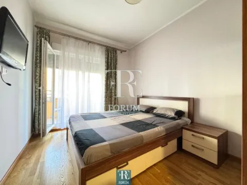 Izdavanje, jednosoban stan, 55m², City Kvart, Podgorica - image 8