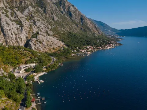 Prodaja, kuća, 526m², Orahovac, Kotor - image 37