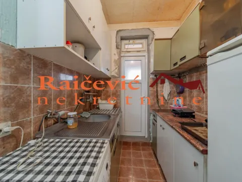 Prodaja, četvorosoban stan, 91m², Petlovo Brdo, Beograd - image 7