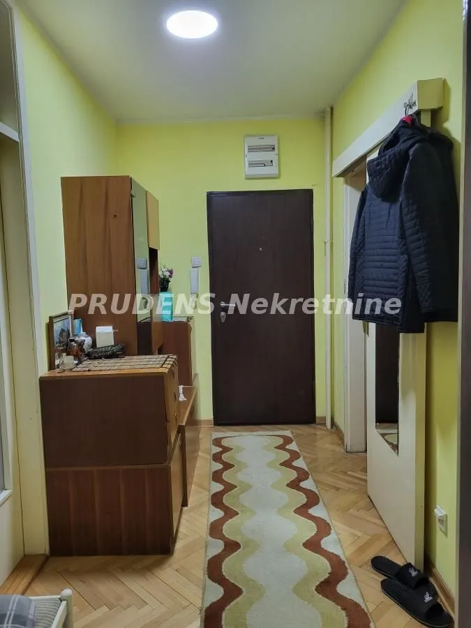 Prodaja, četvorosoban stan, 108m², Neimar, Vračar Sve Podlokacije