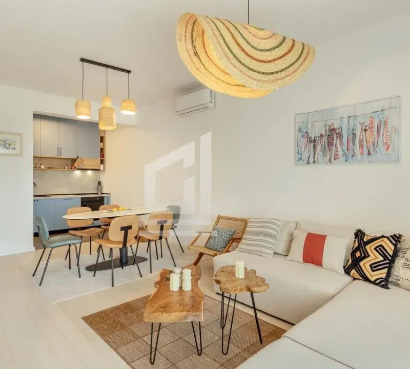 Prodaja, dvosoban stan, 72m², Donja Lastva, Tivat