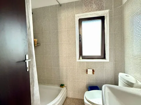 Sale, house, 183m², Centar, Ulcinj - image 10