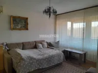 Prodaja, trosoban stan, 100m², Kanarevo Brdo, Beograd - image 2