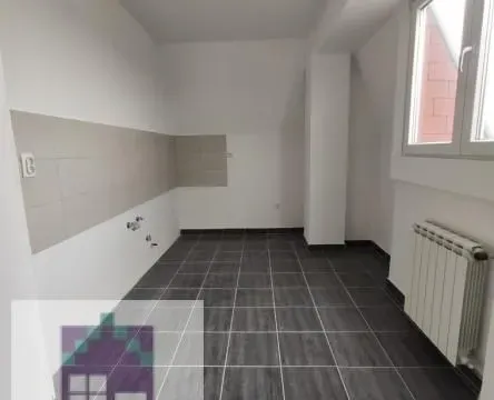 Prodaja, trosoban stan, 79m², Obrenovac, Beograd - image 4