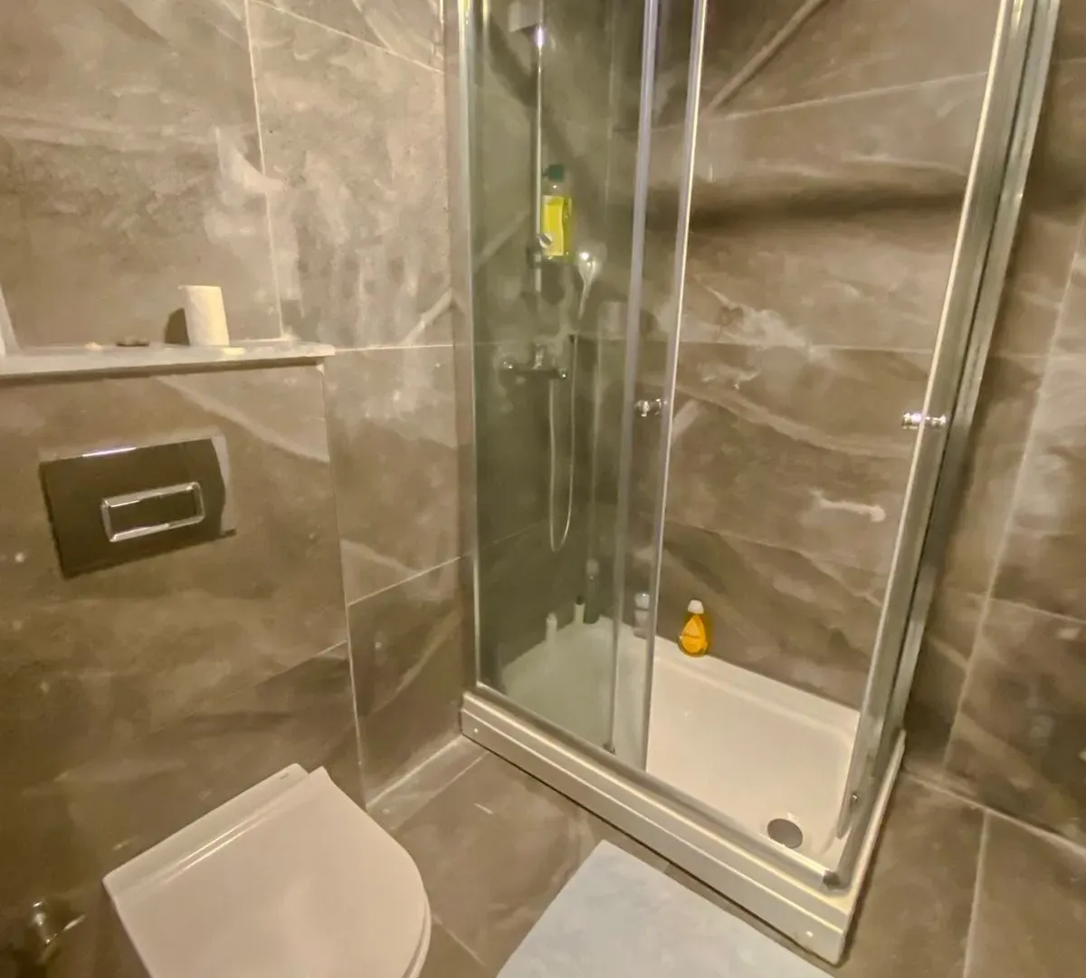 Izdavanje, stan, 120m², Topla, Herceg Novi