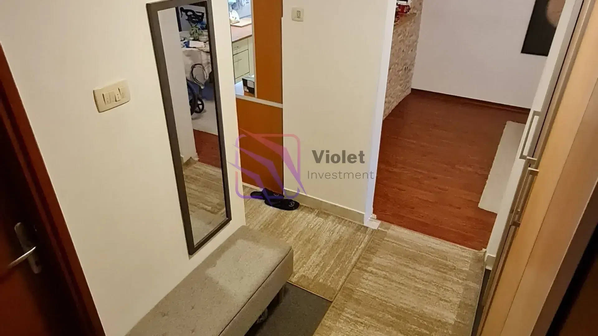 Prodaja, dvosoban stan, 80m², Malo Brdo, Podgorica