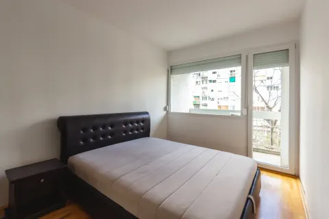 Rent, one bedroom apartment, 59m², Central Point, Podgorica - image 1578