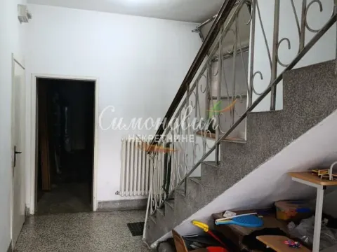 Sale, three bedroom apartment, 113m², Kluz, Zvezdara Sve Podlokacije - image 10