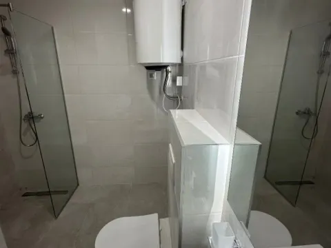 Izdavanje, jednosoban stan, 45m², Stari Aerodrom, Podgorica - image 8