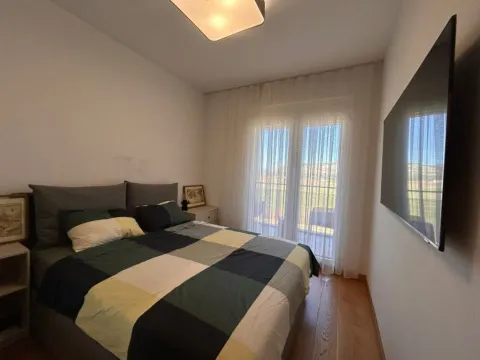 Izdavanje, jednosoban stan, 47m², New City, Podgorica - image 2