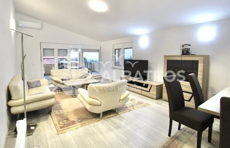 Rent, two bedroom apartment, 140m², Bar, Crna Gora