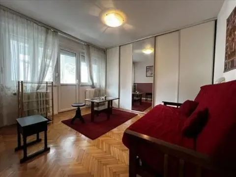 Izdavanje, trosoban stan, 80m², Kalenić Pijaca, Vračar Sve Podlokacije - image 5